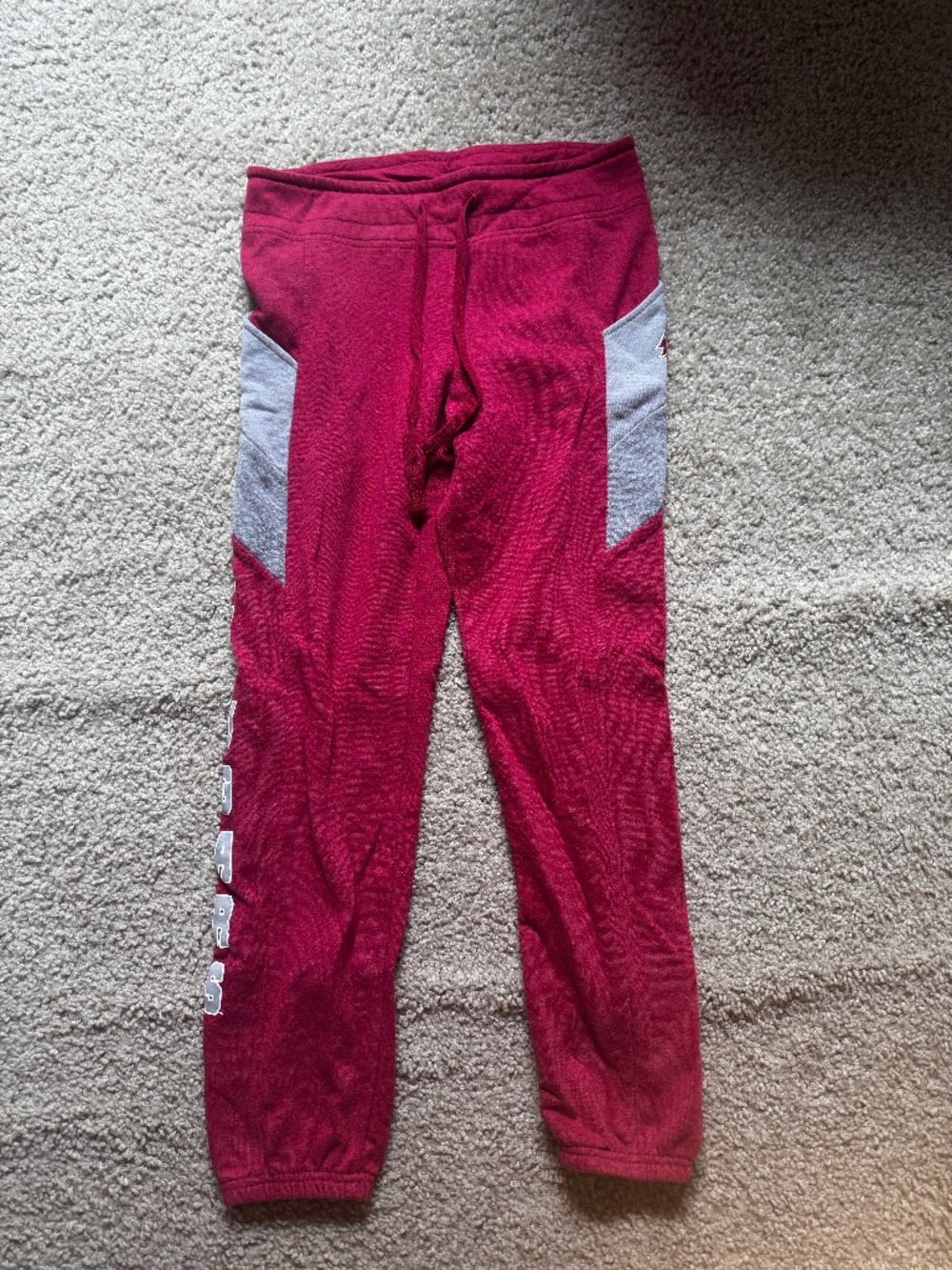 WSU red sweats